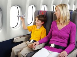 Giá vé trẻ em đi máy bay Jetstar