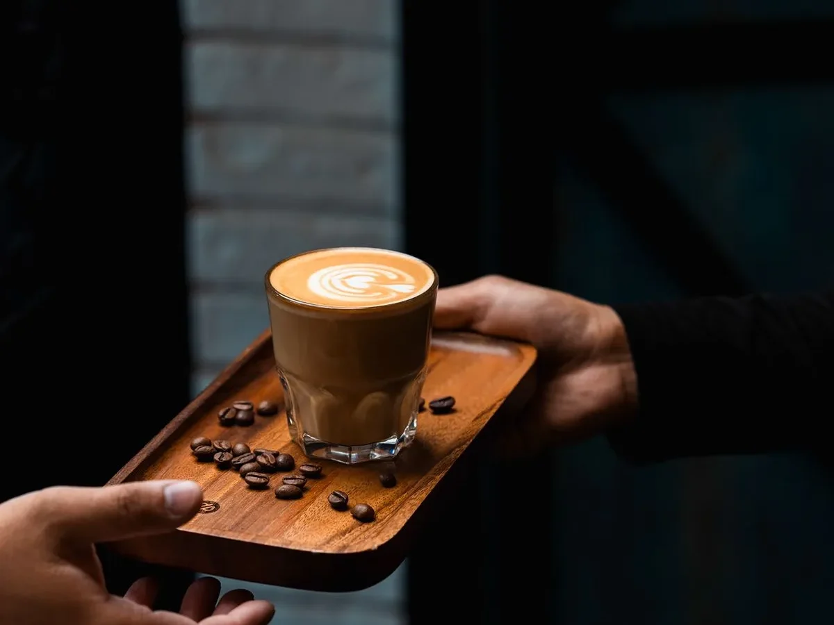 Một ly cà phê ngon giúp bạn tỉnh táo hoàn thành công việc